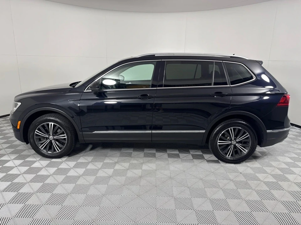 2019 Volkswagen Tiguan - Image 8 of 12