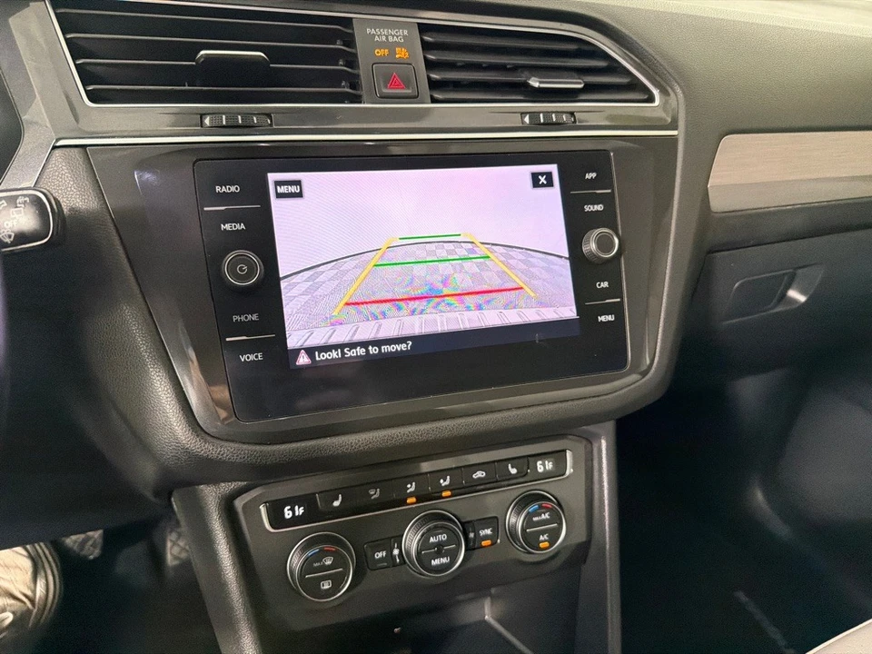 2019 Volkswagen Tiguan - Image 17 of 21