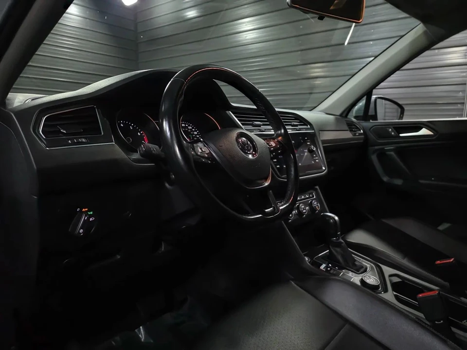 2019 Volkswagen Tiguan - Image 10 of 12