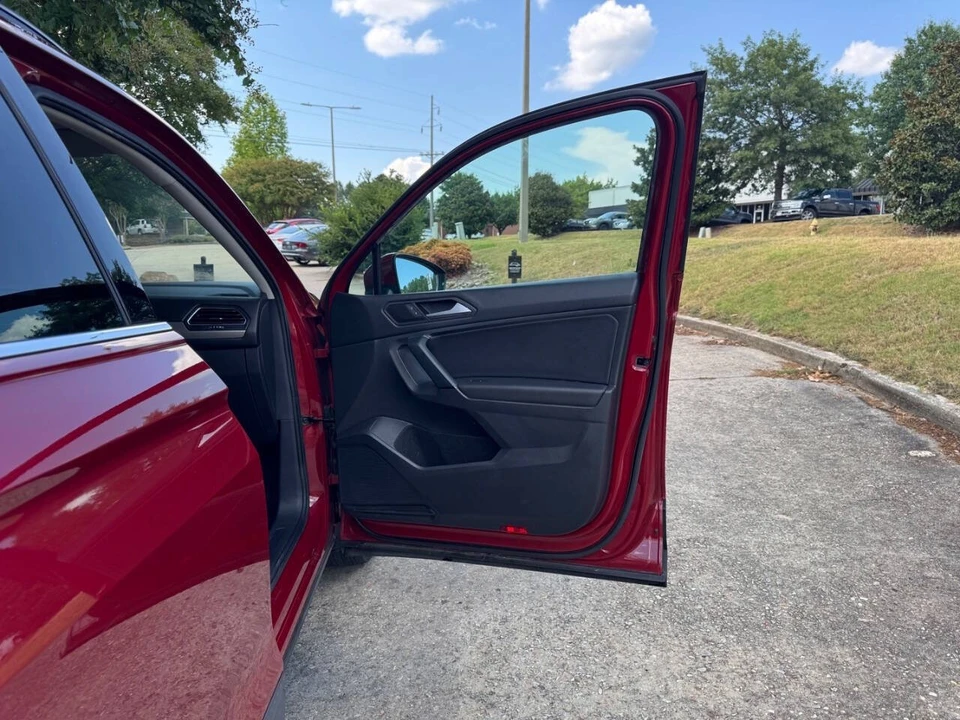 2019 Volkswagen Tiguan - Image 6 of 21