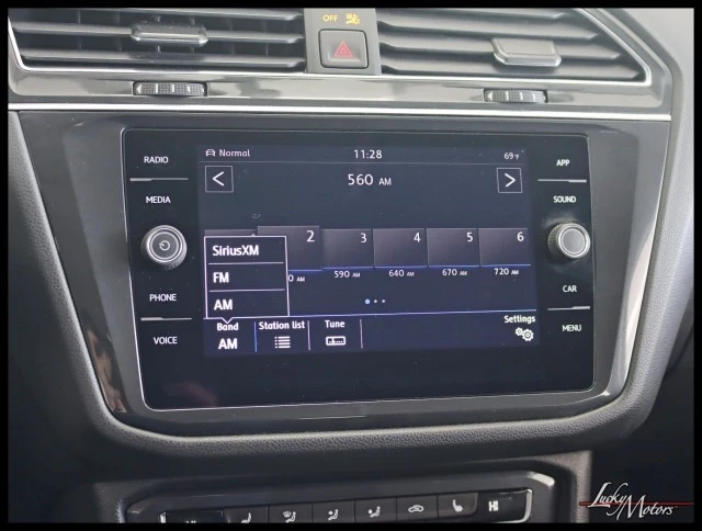 2019 Volkswagen Tiguan - Image 16 of 21