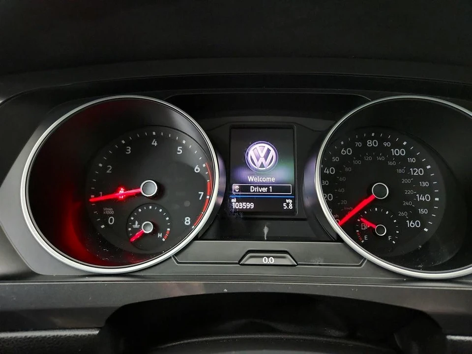 2019 Volkswagen Tiguan - Image 17 of 21