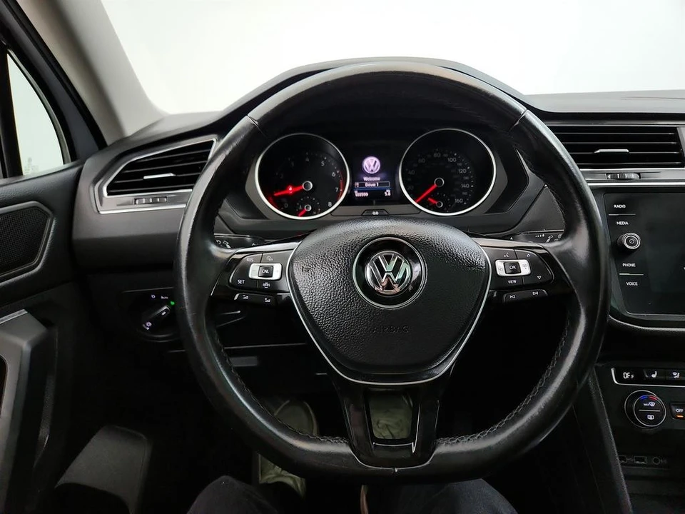 2019 Volkswagen Tiguan - Image 18 of 21