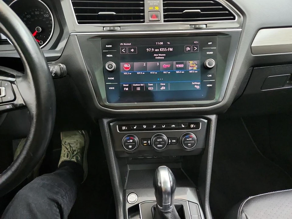 2019 Volkswagen Tiguan - Image 20 of 21