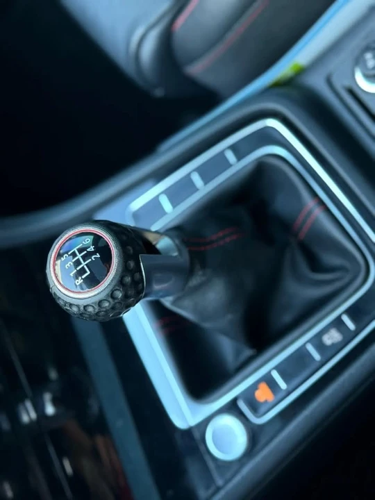 2019 Volkswagen GTI Mk7 - Image 17 of 19