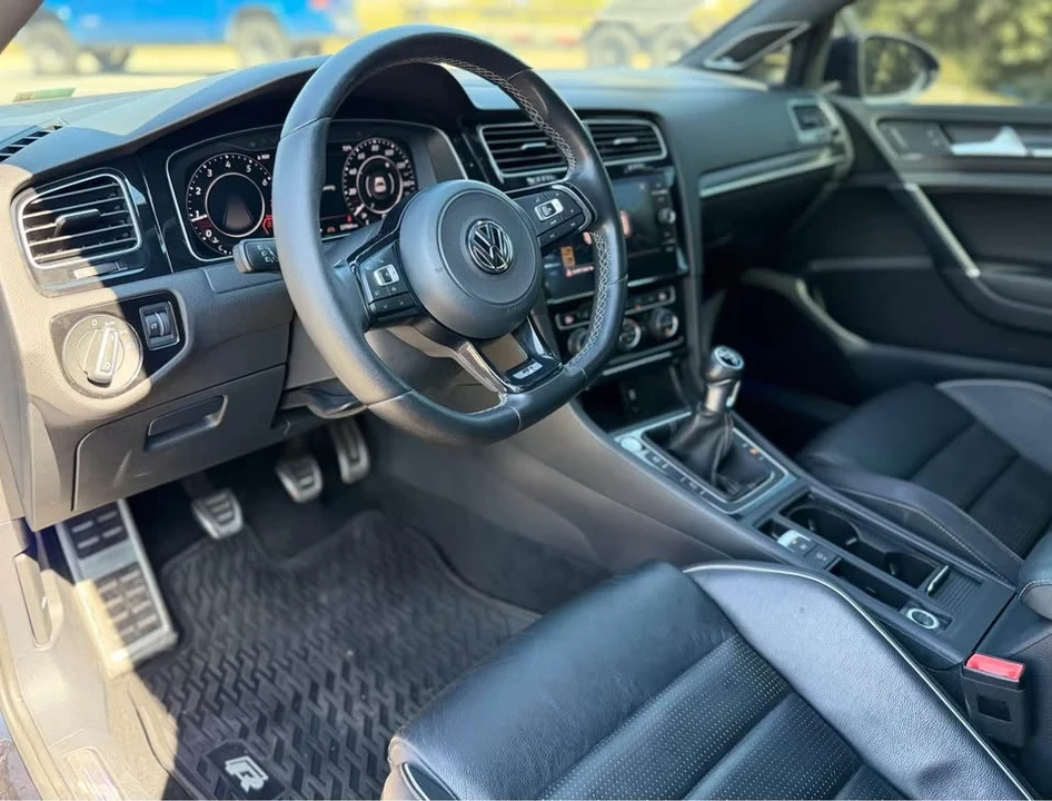 2019 Volkswagen Golf R Mk7 - Image 8 of 17
