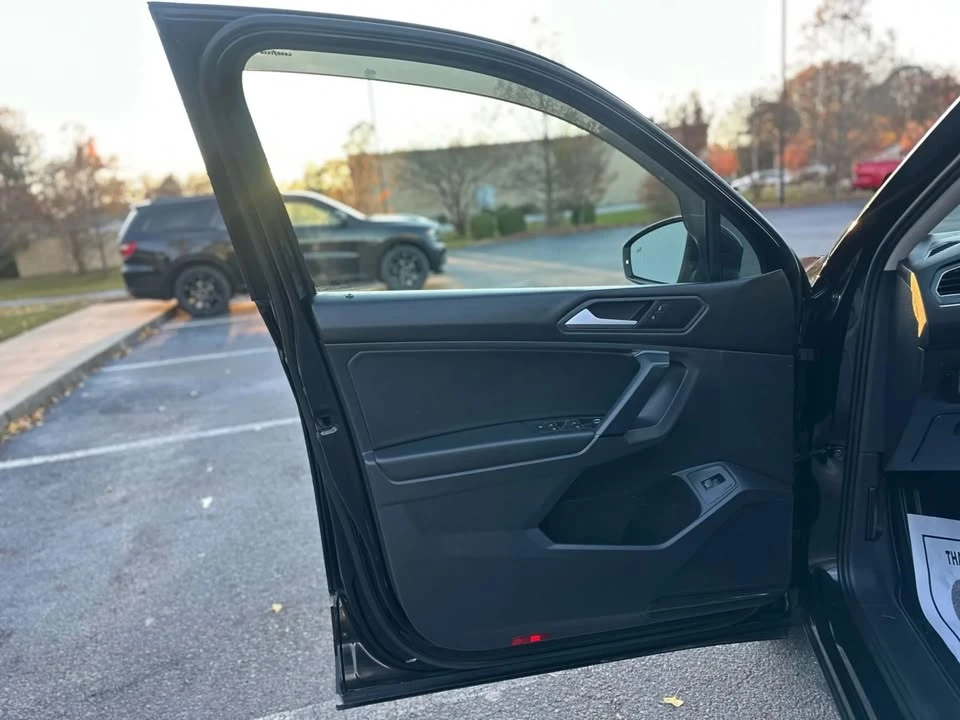 2019 Volkswagen Tiguan - Image 11 of 20
