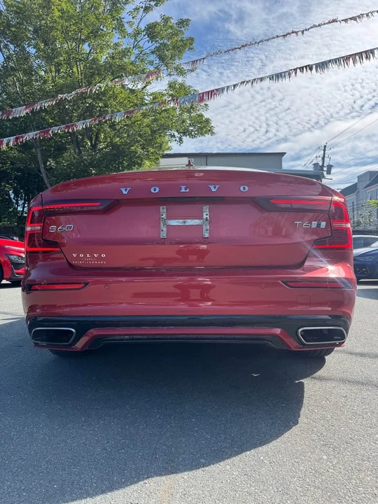 2019 Volvo S60 3rd Gen - Image 3 of 9