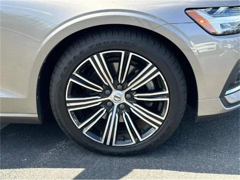2019 Volvo S60 3rd Gen - Image 4 of 7