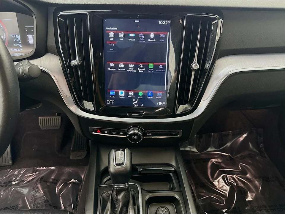 2019 Volvo - Image 9 of 31