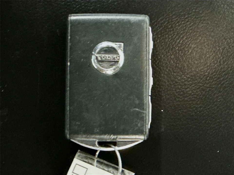 2019 Volvo - Image 29 of 31