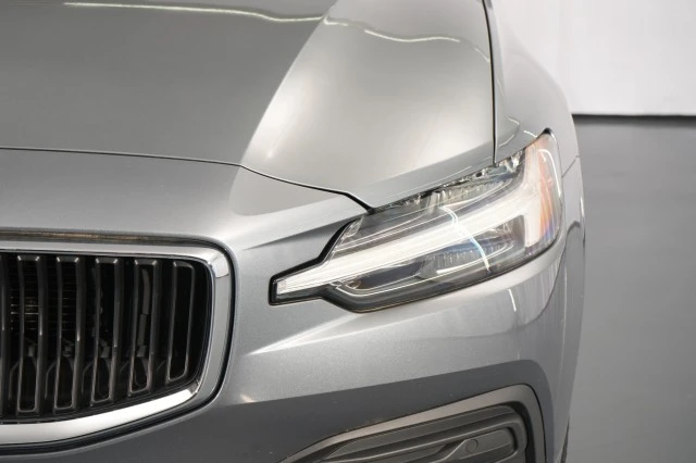 2019 Volvo - Image 6 of 31