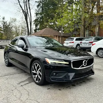 2019 Volvo S60 Momentum