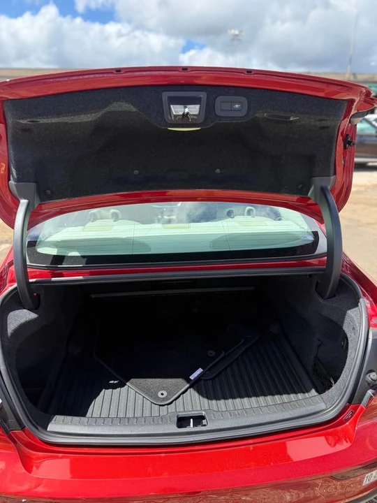 2019 Volvo S60 3rd Gen - Image 5 of 10