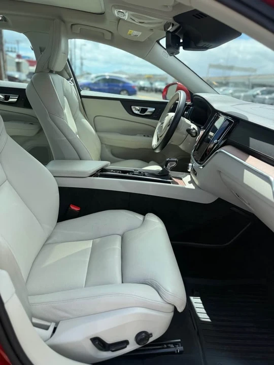 2019 Volvo S60 3rd Gen - Image 6 of 10