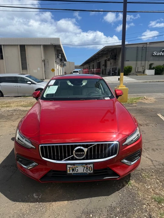 2019 Volvo S60 3rd Gen - Image 2 of 10