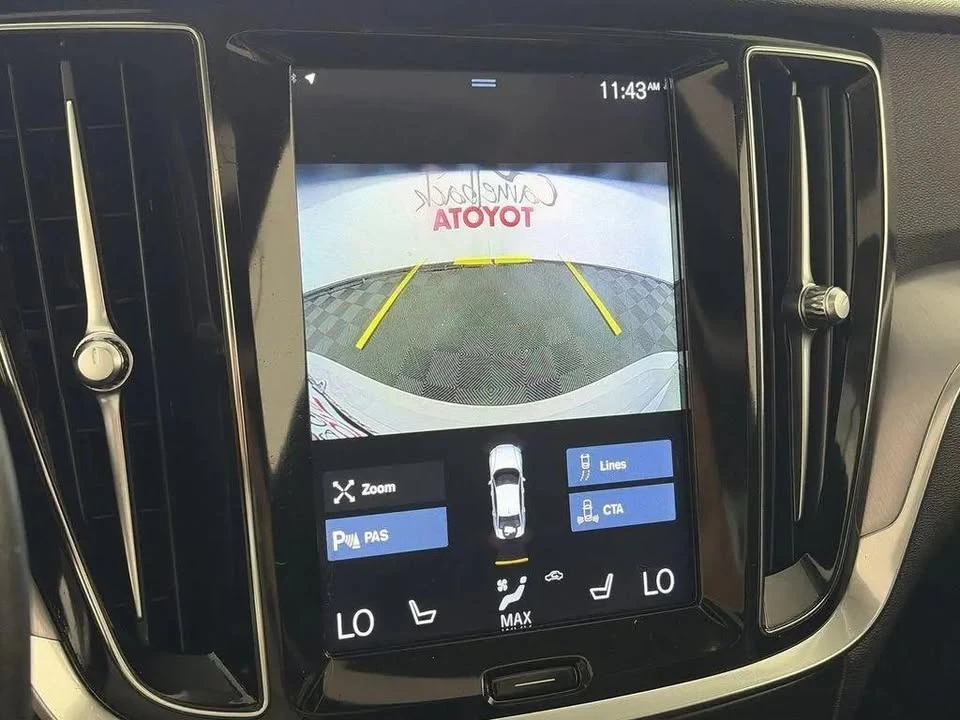 2019 Volvo S60 3rd Gen - Image 17 of 20
