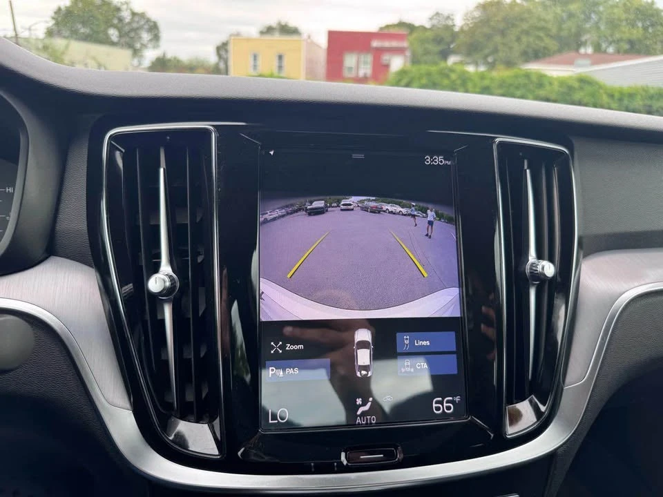 2019 Volvo S60 3rd Gen - Image 12 of 19