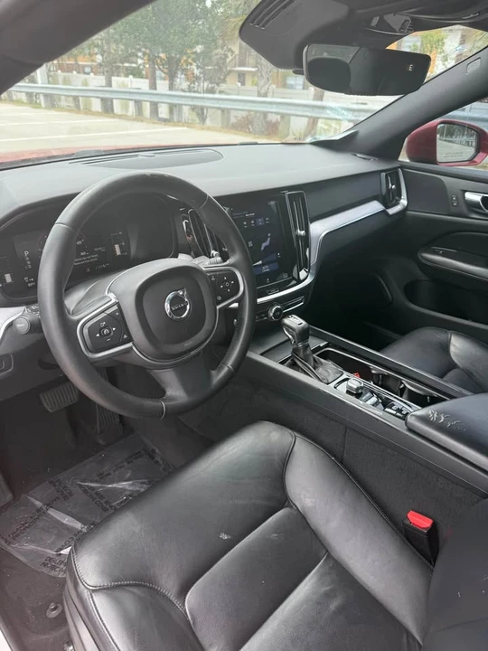 2019 Volvo S60 3rd Gen - Image 8 of 14