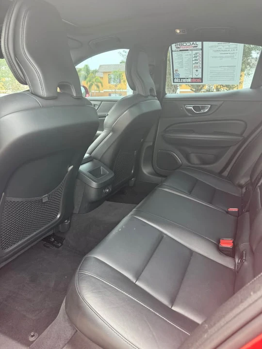 2019 Volvo S60 3rd Gen - Image 11 of 14