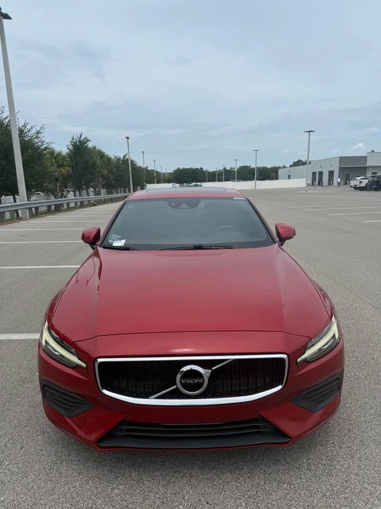 2019 Volvo S60 3rd Gen - Image 3 of 14