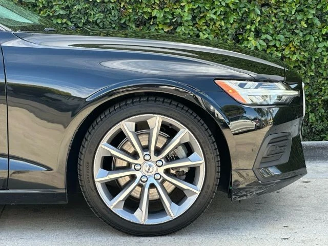 2019 Volvo S60 2nd Gen - Image 16 of 21