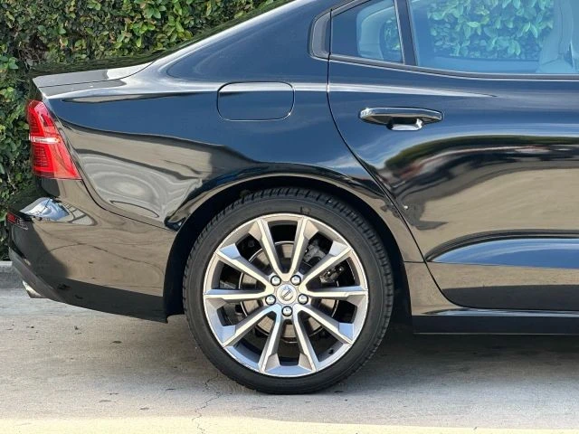 2019 Volvo S60 2nd Gen - Image 15 of 21
