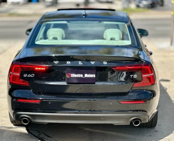 2019 Volvo S60 3rd Gen - Image 4 of 21