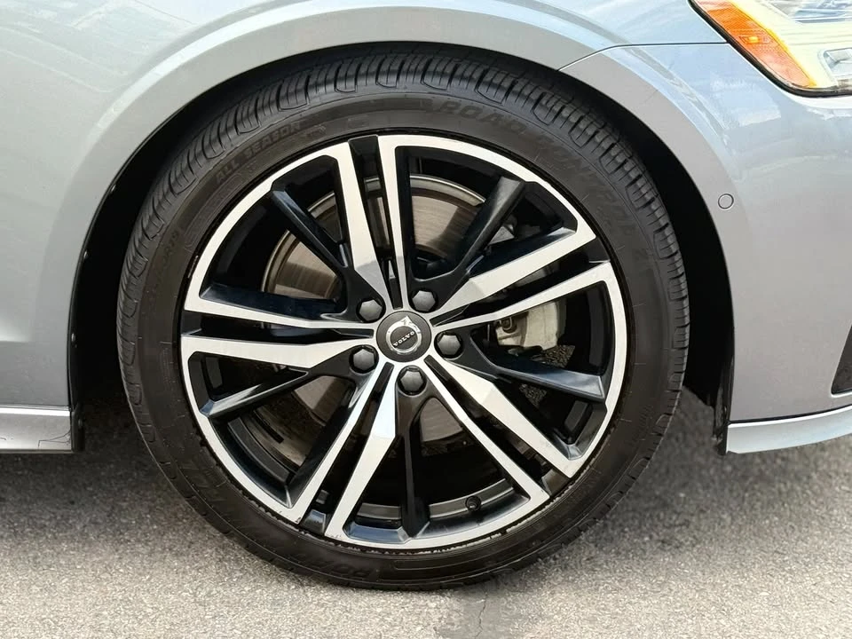 2019 Volvo S60 3rd Gen - Image 10 of 11