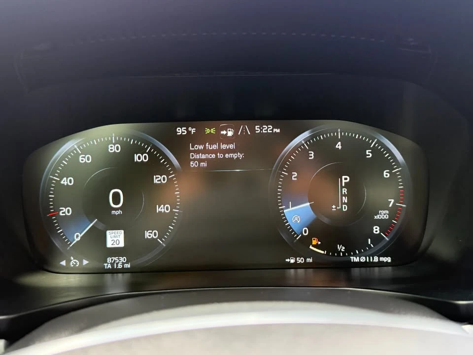 2019 Volvo S60 3rd Gen - Image 6 of 11