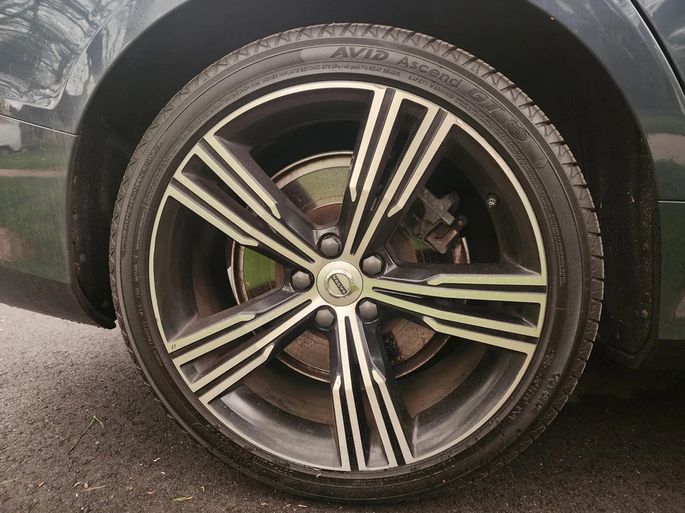 2019 Volvo S60 3rd Gen - Image 28 of 31