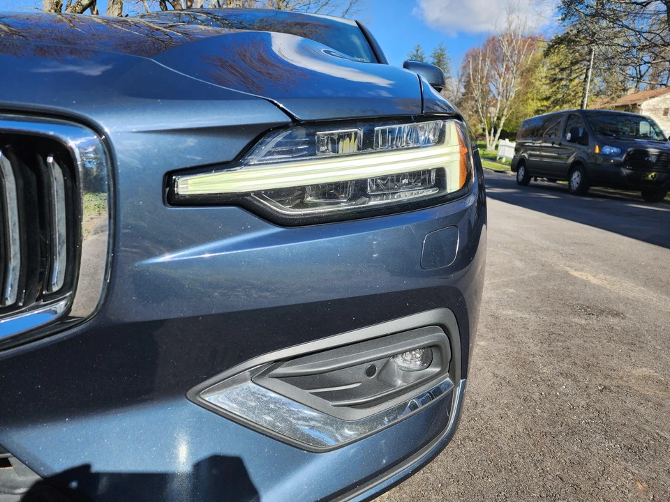 2019 Volvo S60 3rd Gen - Image 12 of 31