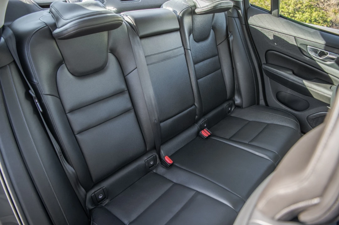 2019 Volvo S60 3rd Gen - Image 22 of 24