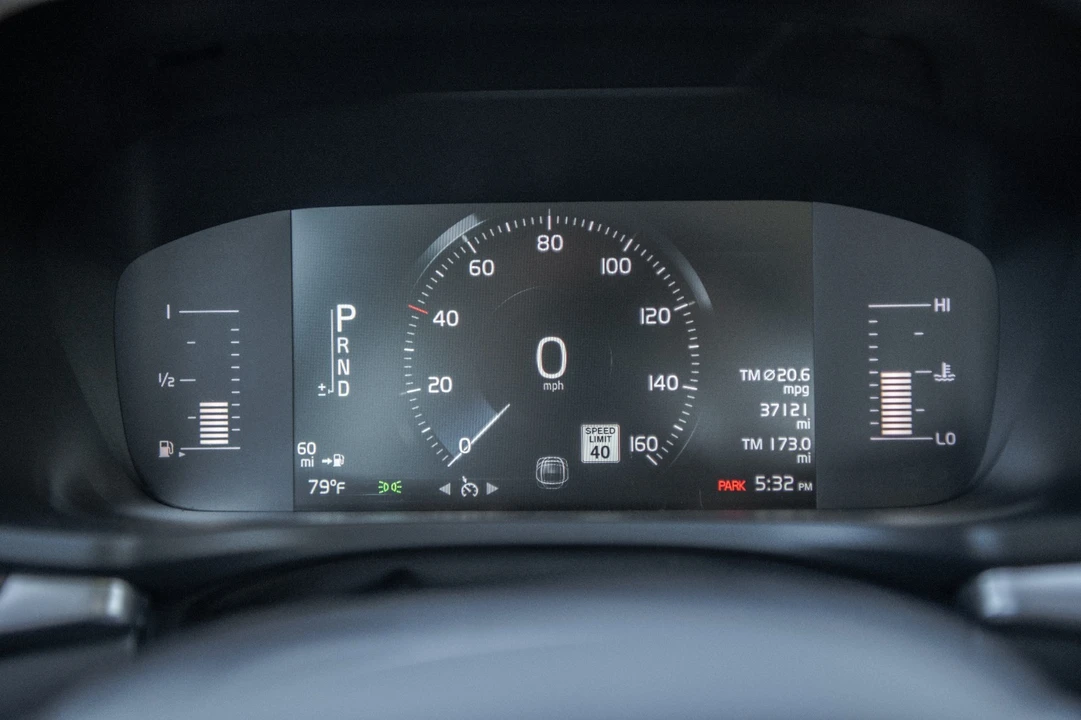 2019 Volvo S60 3rd Gen - Image 12 of 24