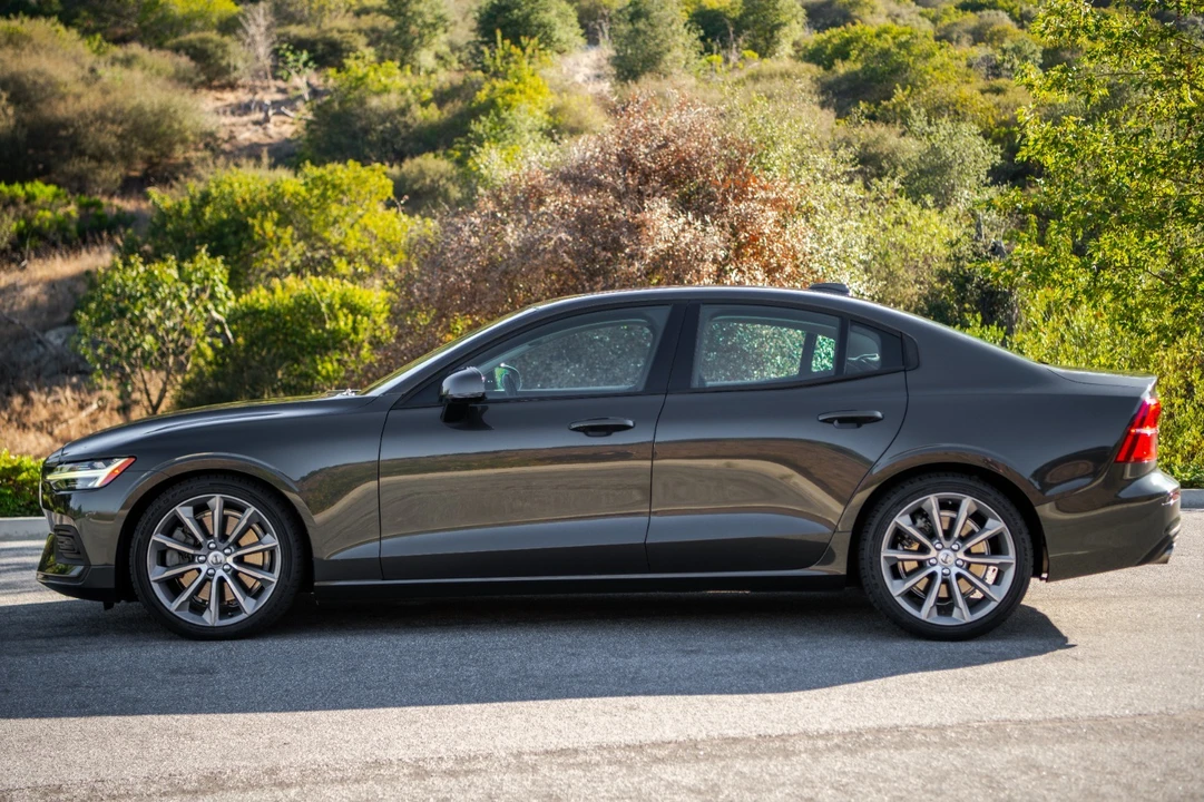 2019 Volvo S60 3rd Gen - Image 8 of 24