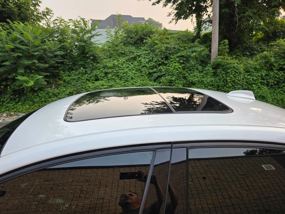 2019 Volvo S60 3rd Gen - Image 16 of 31
