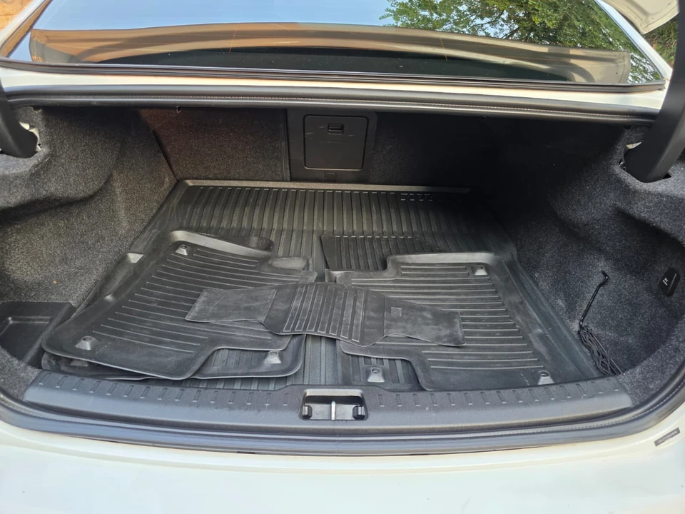 2019 Volvo S60 3rd Gen - Image 21 of 31