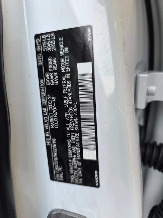2019 Volvo S60 3rd Gen - Image 29 of 31