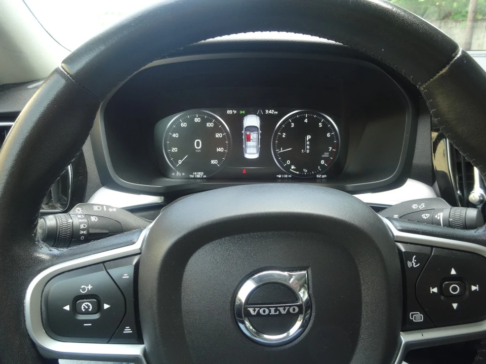 2019 Volvo S60 3rd Gen - Image 28 of 31