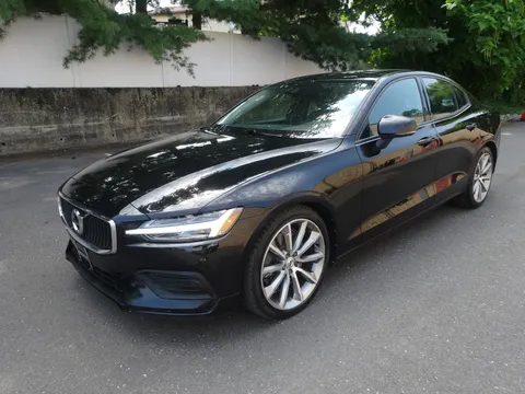 2019 Volvo S60 T6 Momentum AWD
