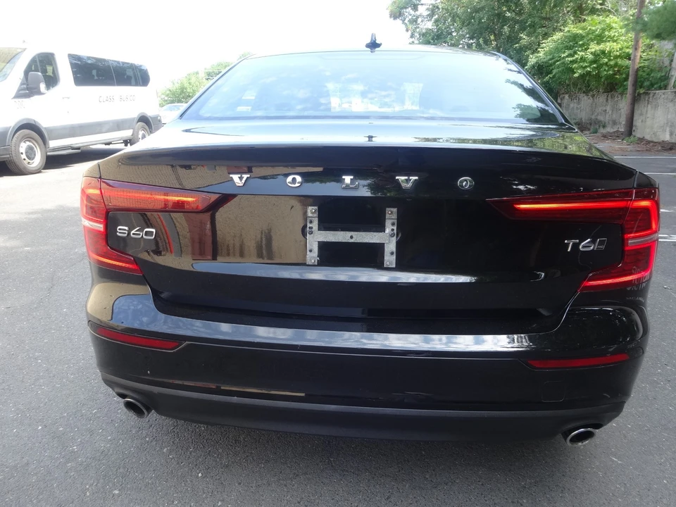 2019 Volvo S60 3rd Gen - Image 7 of 31