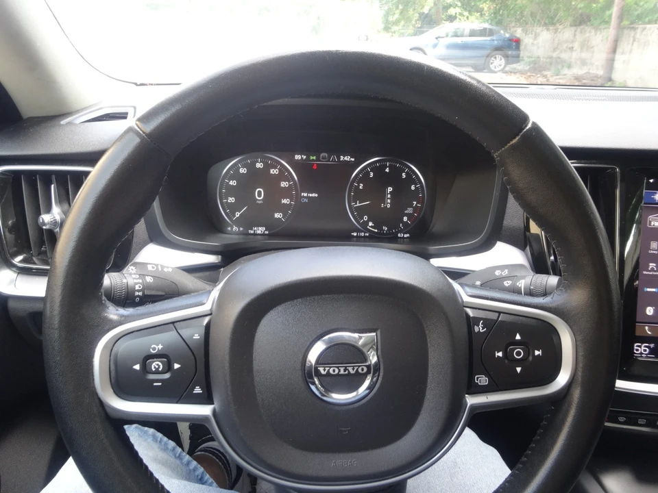 2019 Volvo S60 3rd Gen - Image 30 of 31