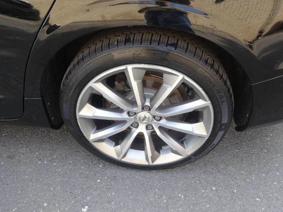 2019 Volvo S60 3rd Gen - Image 12 of 31