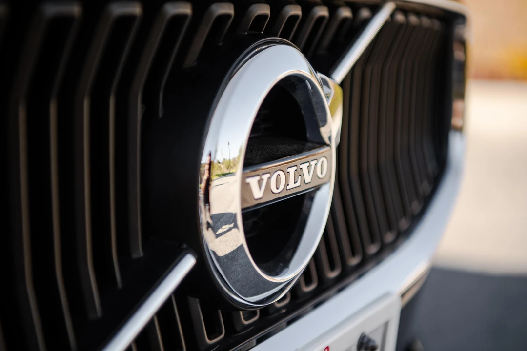 2019 Volvo S60 3rd Gen - Image 12 of 31