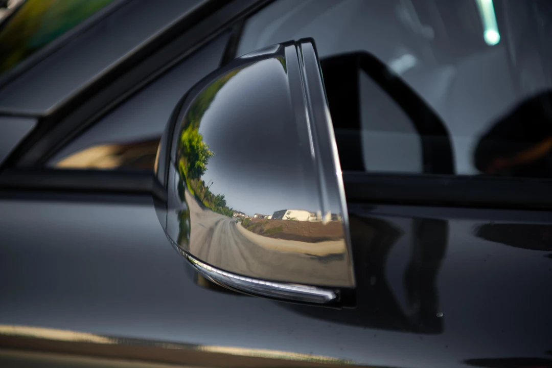 2019 Volvo S60 3rd Gen - Image 16 of 31