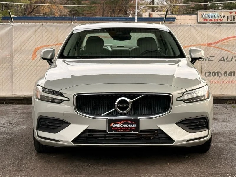 2019 Volvo S60 3rd Gen - Image 5 of 12