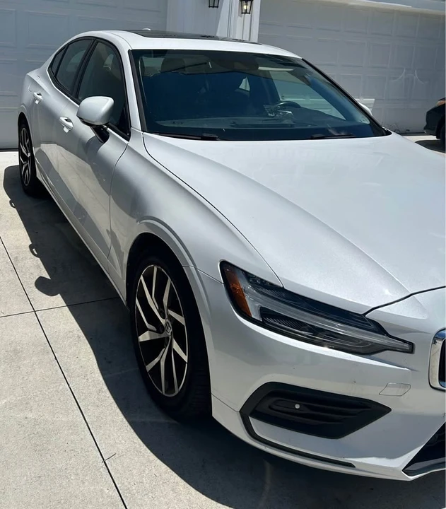 2019 Volvo S60 3rd Gen - Image 2 of 20