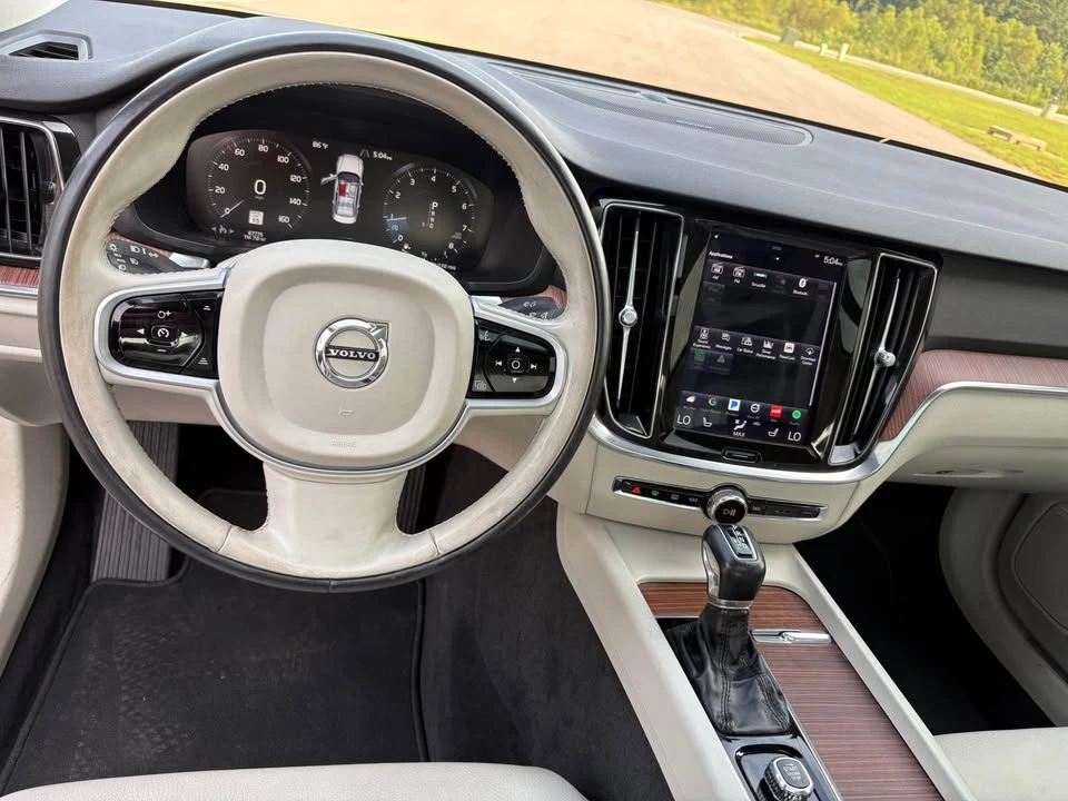 2019 Volvo S60 3rd Gen - Image 8 of 9