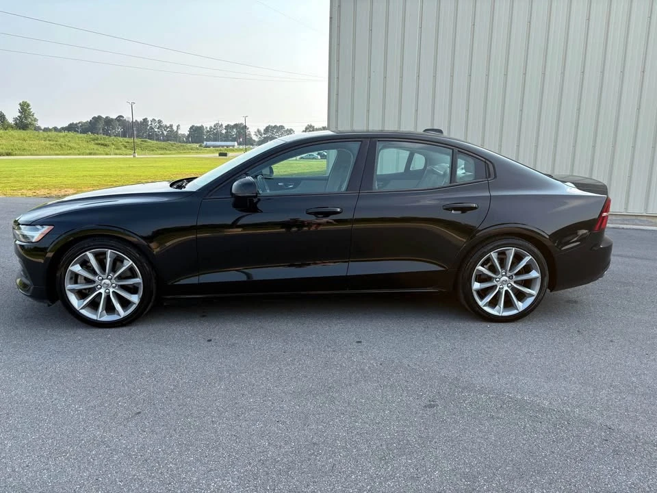 2019 Volvo S60 3rd Gen - Image 2 of 9
