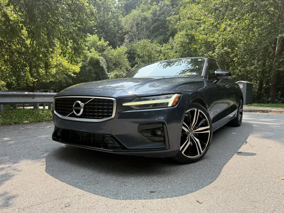 2019 Volvo S60 3rd Gen - Image 3 of 31